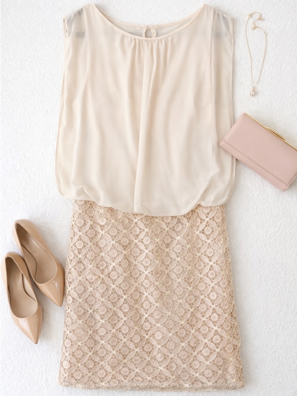 Aidan Mattox Blush Lace Chiffon Overlay Dress Size 10 Formal Cocktail
